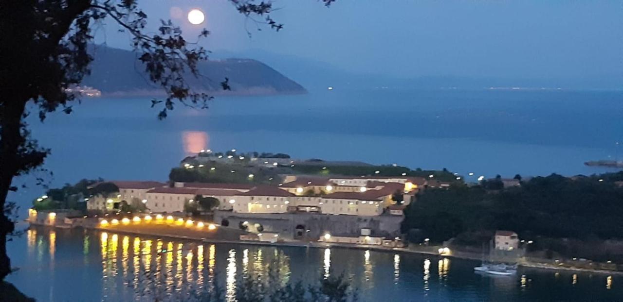 Casa Vacanze Luna Porto Venere Exteriör bild