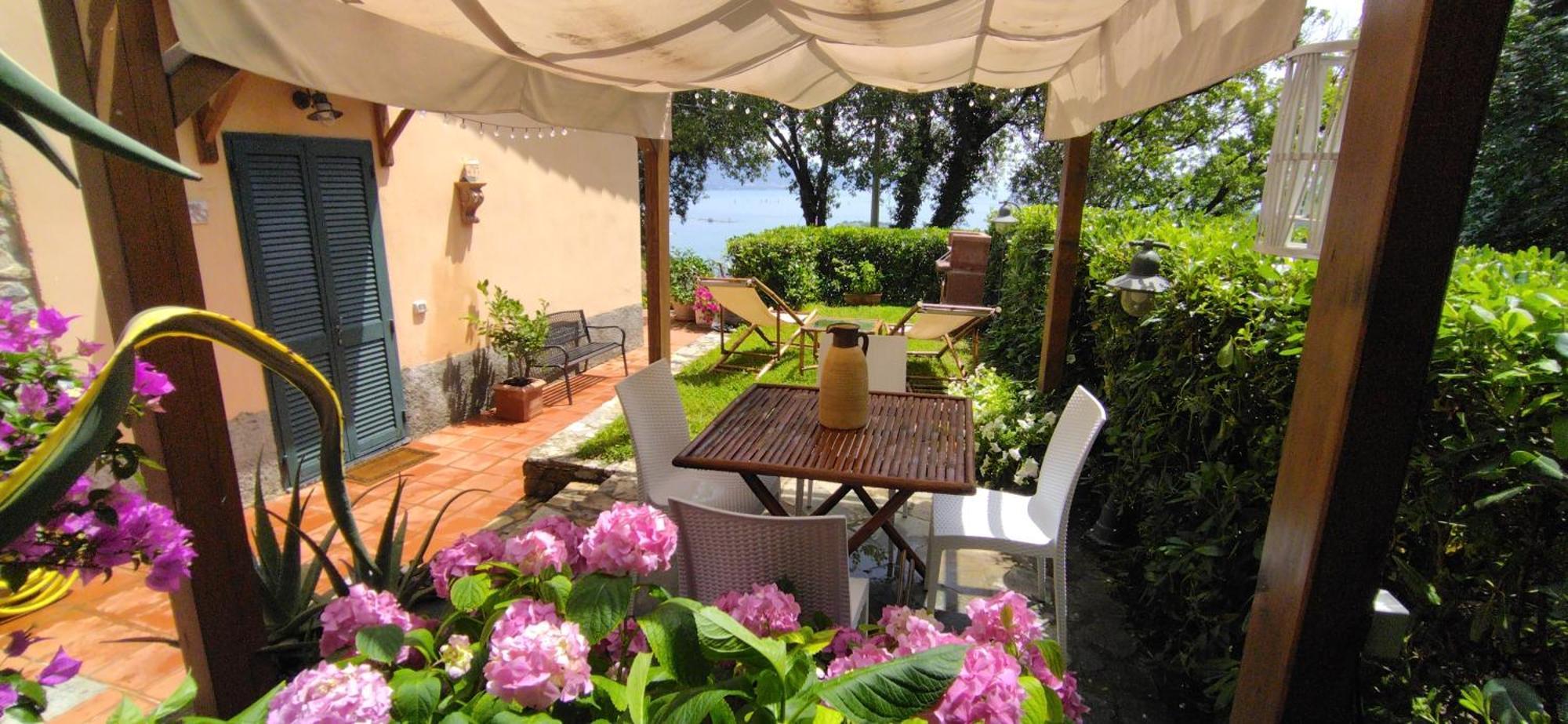 Casa Vacanze Luna Porto Venere Exteriör bild